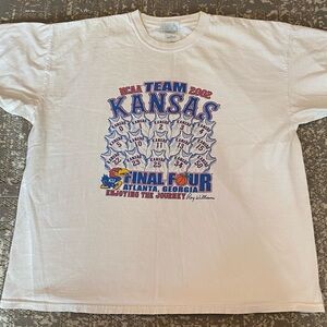 Kansas Jayhawks 2002 Final Four Shirt Men’s Size 2XL‎ Color White -Flaws